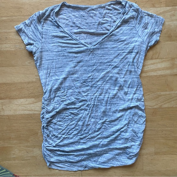 Six Piece Maternity Bundle: Tank tops, Shorts, T-Shirt, Leggings, Pajama Top - Picture 10 of 15